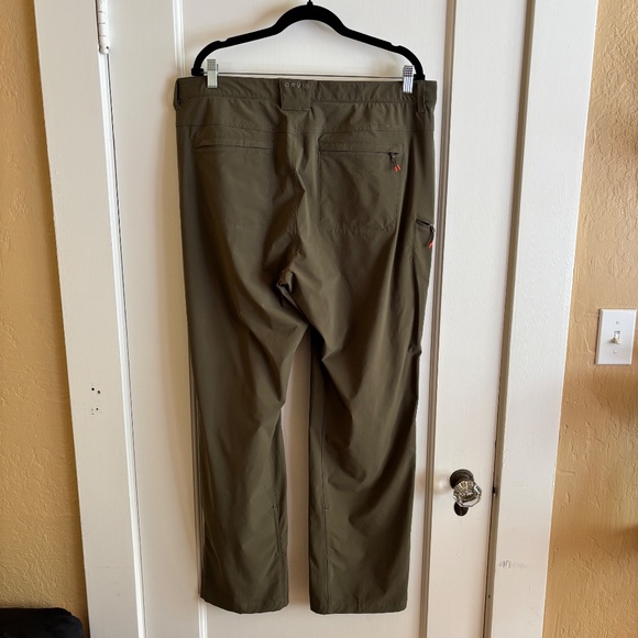 Orvis Women's Jackson Quick-Dry Convertible Pants - Picture 2 of 6